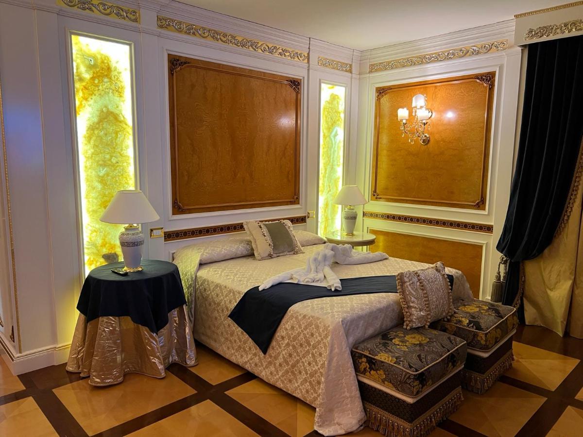 Hotel Villa Pigalle Tezze sul Brenta Eksteriør billede