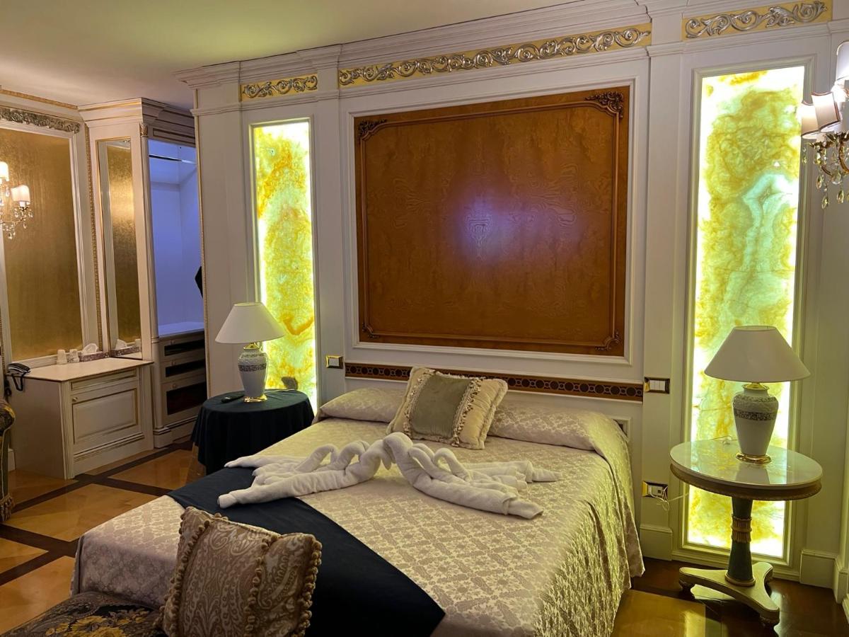 Hotel Villa Pigalle Tezze sul Brenta Eksteriør billede